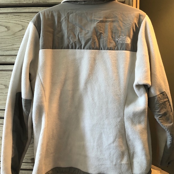 The North Face white/grey fleece jacket - Picture 3 of 3